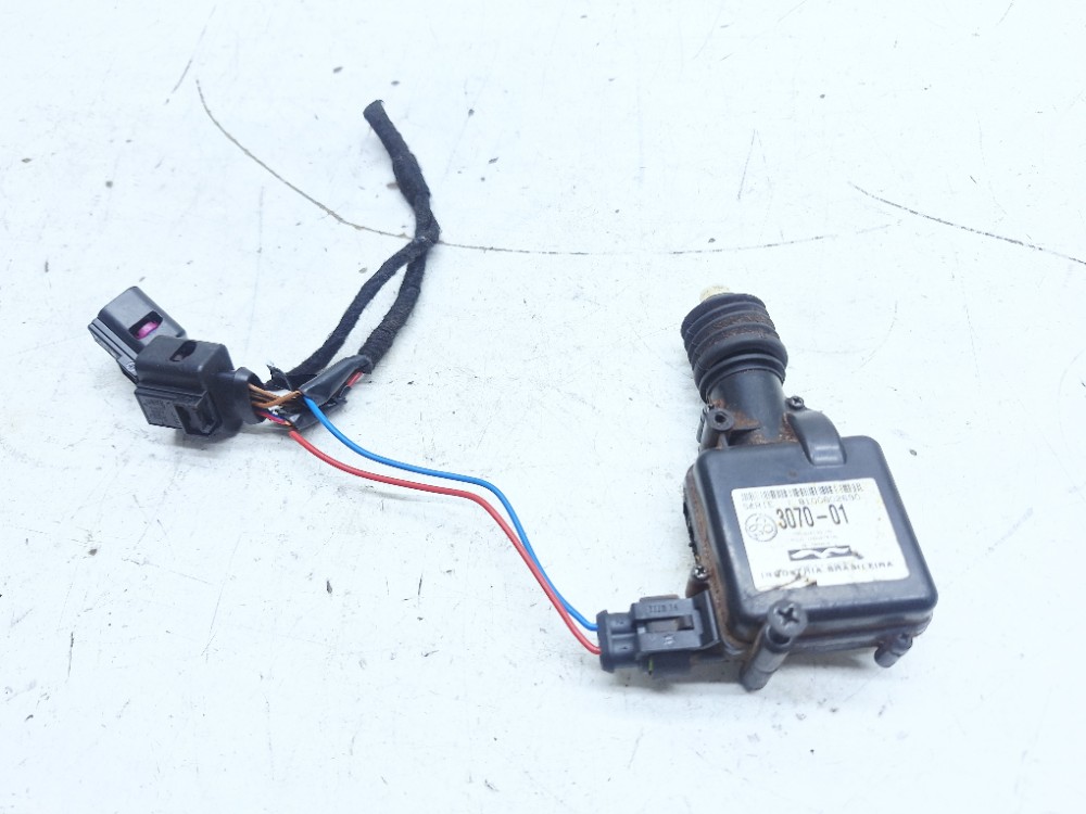 Motor Trava Tampa Traseira Vw Fusca Tsi 2.0 2013