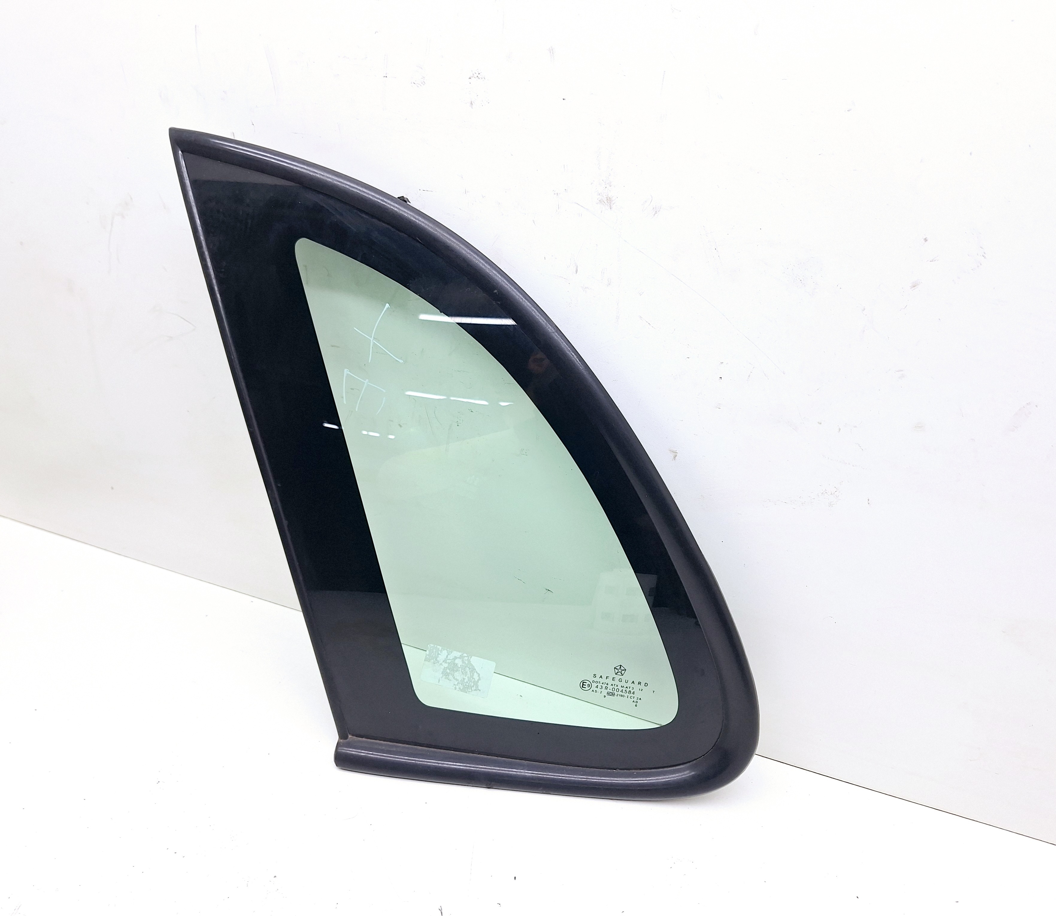 Vidro Fixo Traseiro Esquerdo Chrysler Pt Cruiser 2.4 2007