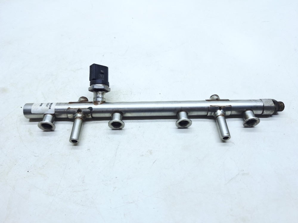 Flauta Bico Injetor C Sensor Audi A3 1.8 2015 06k133317g