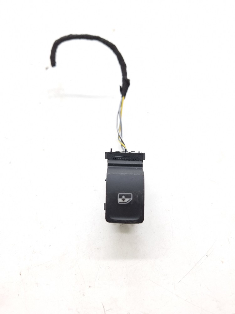 Botão Vidro Dianteiro Direito Vw Tcross Tsi 1.4 2024 2025
