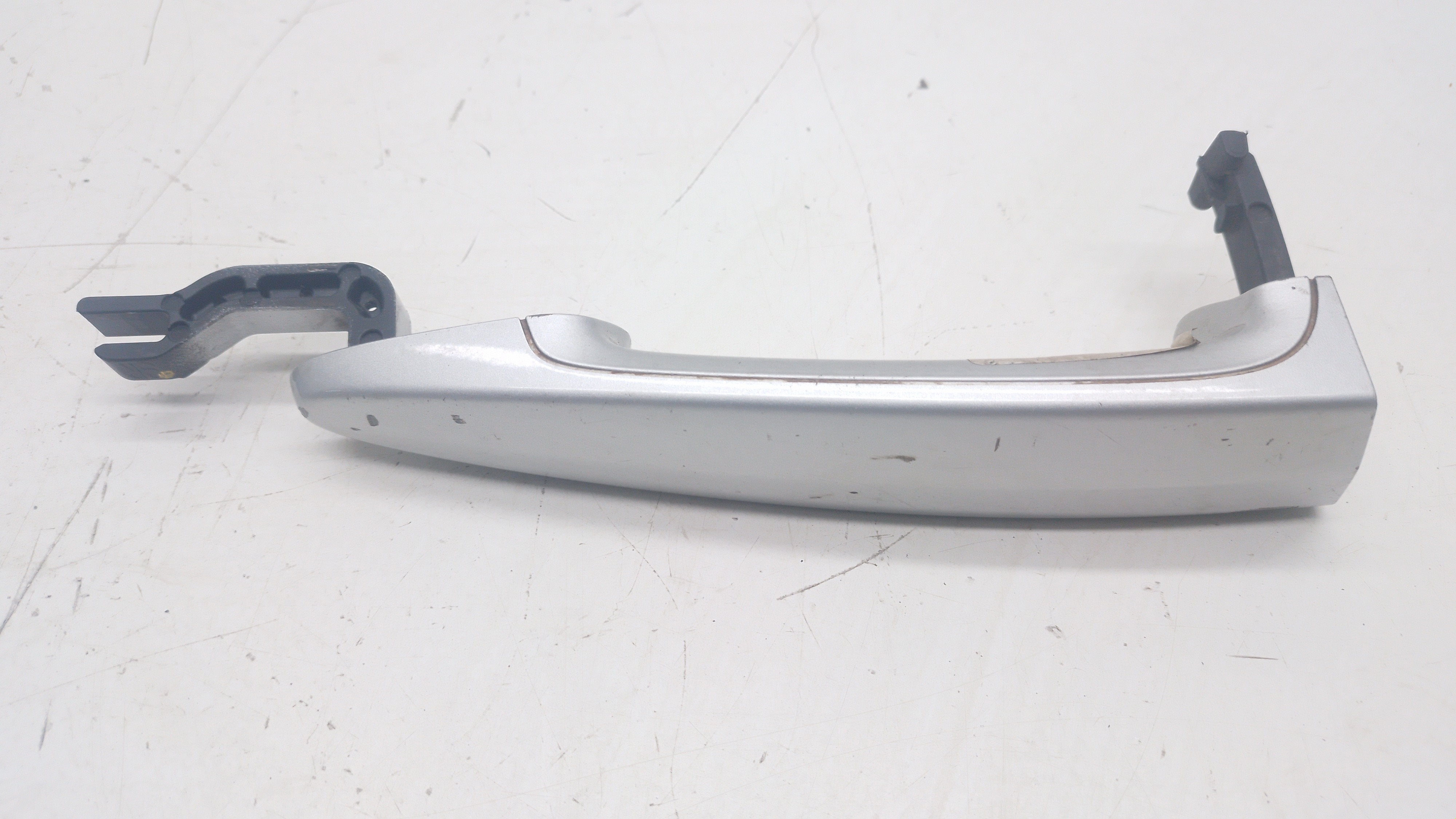 Maçaneta Externa Dianteira Direita Bmw 325 2.8 2010 Nºe9xr1 Branco Dianteira