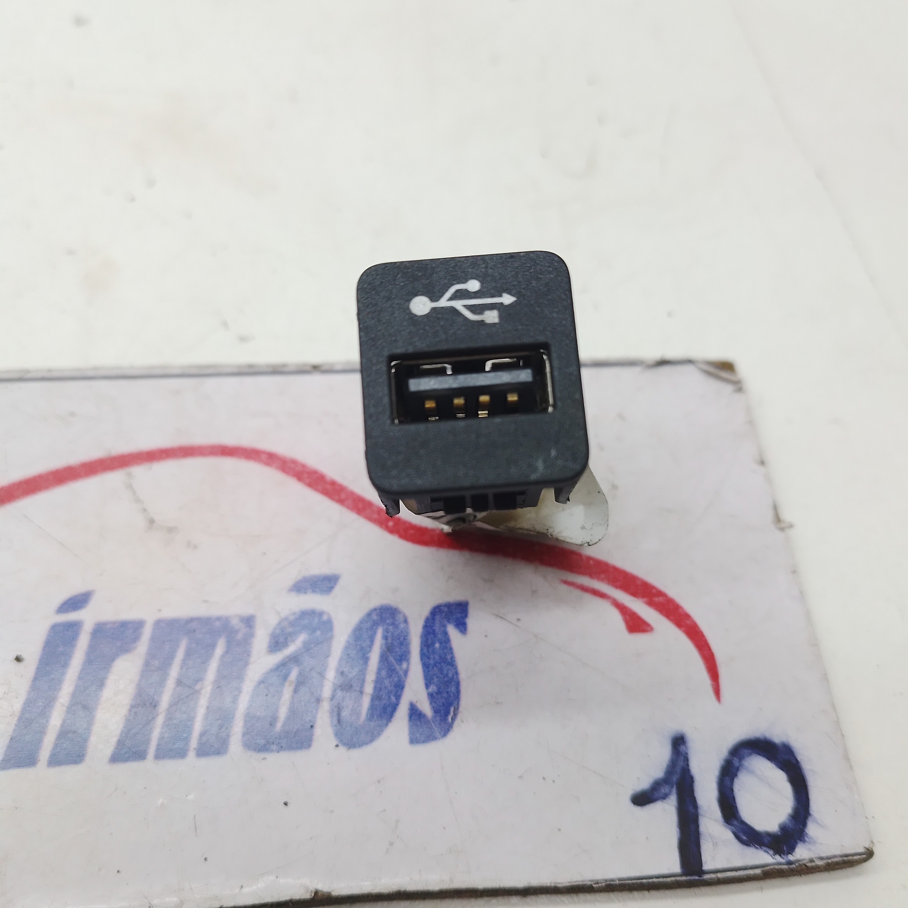 Usb Bmw 320i 2.0 2020 / 2021 Nº74558010