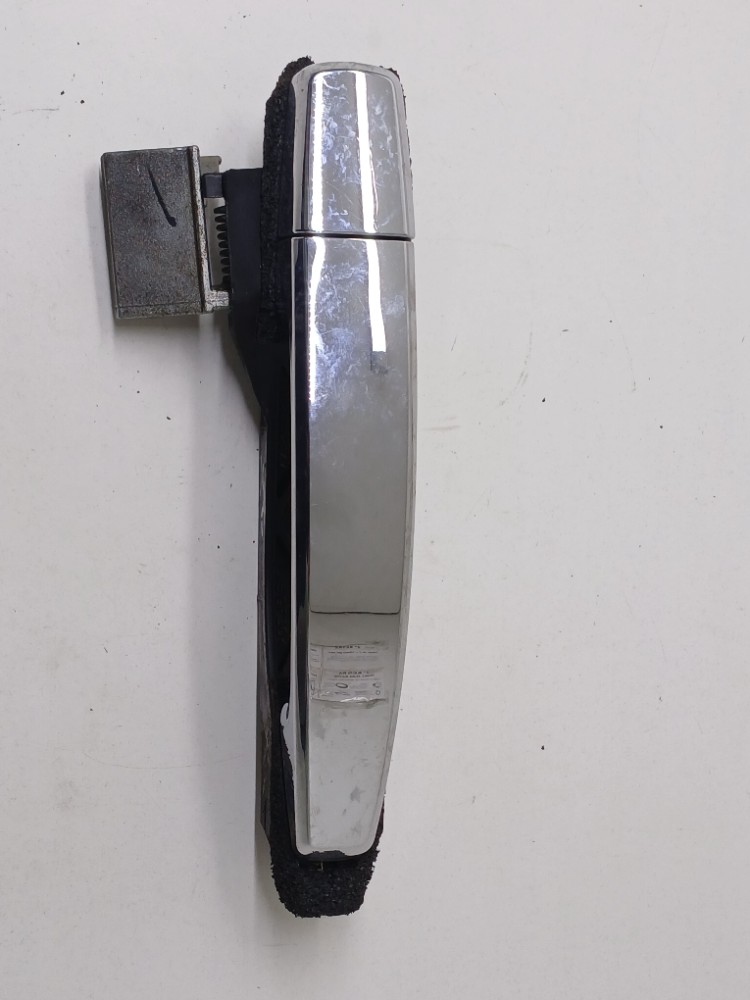 Maçaneta externa traseiro esquerdo gm capitiva 3.0 V6 2013