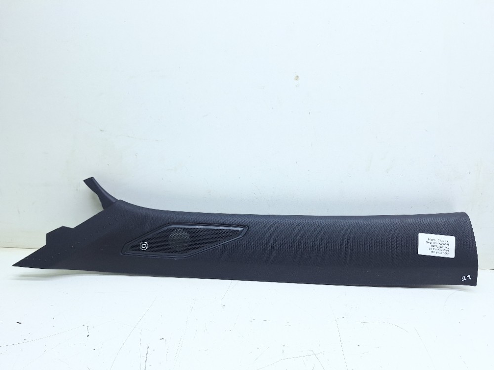 Acabamento Porta Esquerda Vw Jetta Gli 2.0 2019