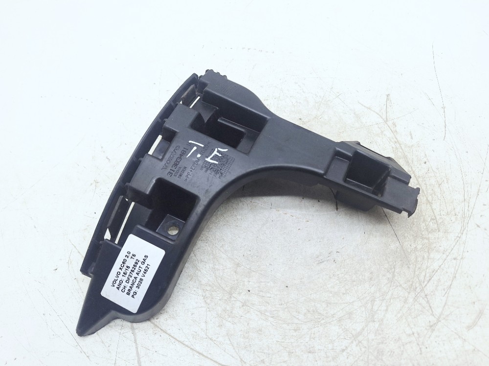 Guia Esquerdo Parachoque Traseiro Volvo Xc60 2.0 2015