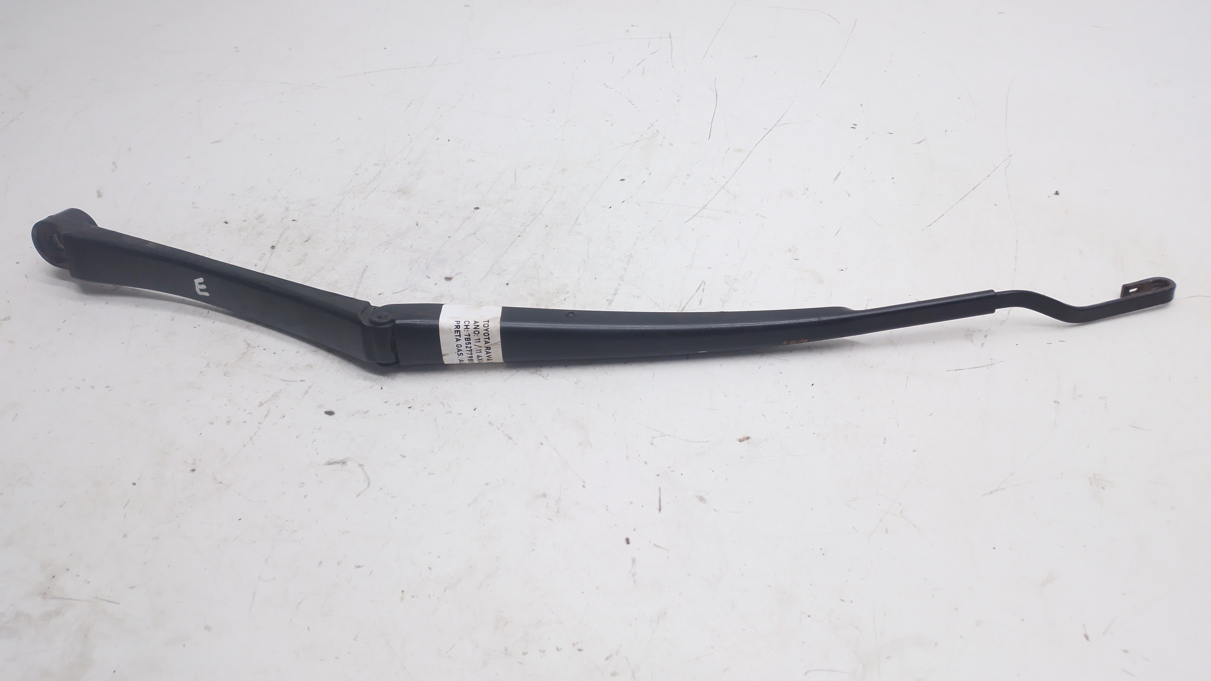Braço Esquerdo Limpador Parabrisa Toyota Rav4 2.4 4×4 2011 Esquerdo