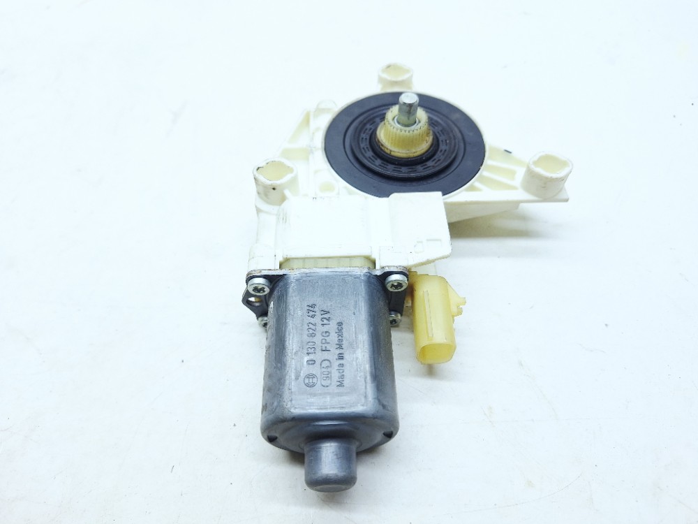 Motor Vidro Traseiro Direito Freemont 2.4 2012