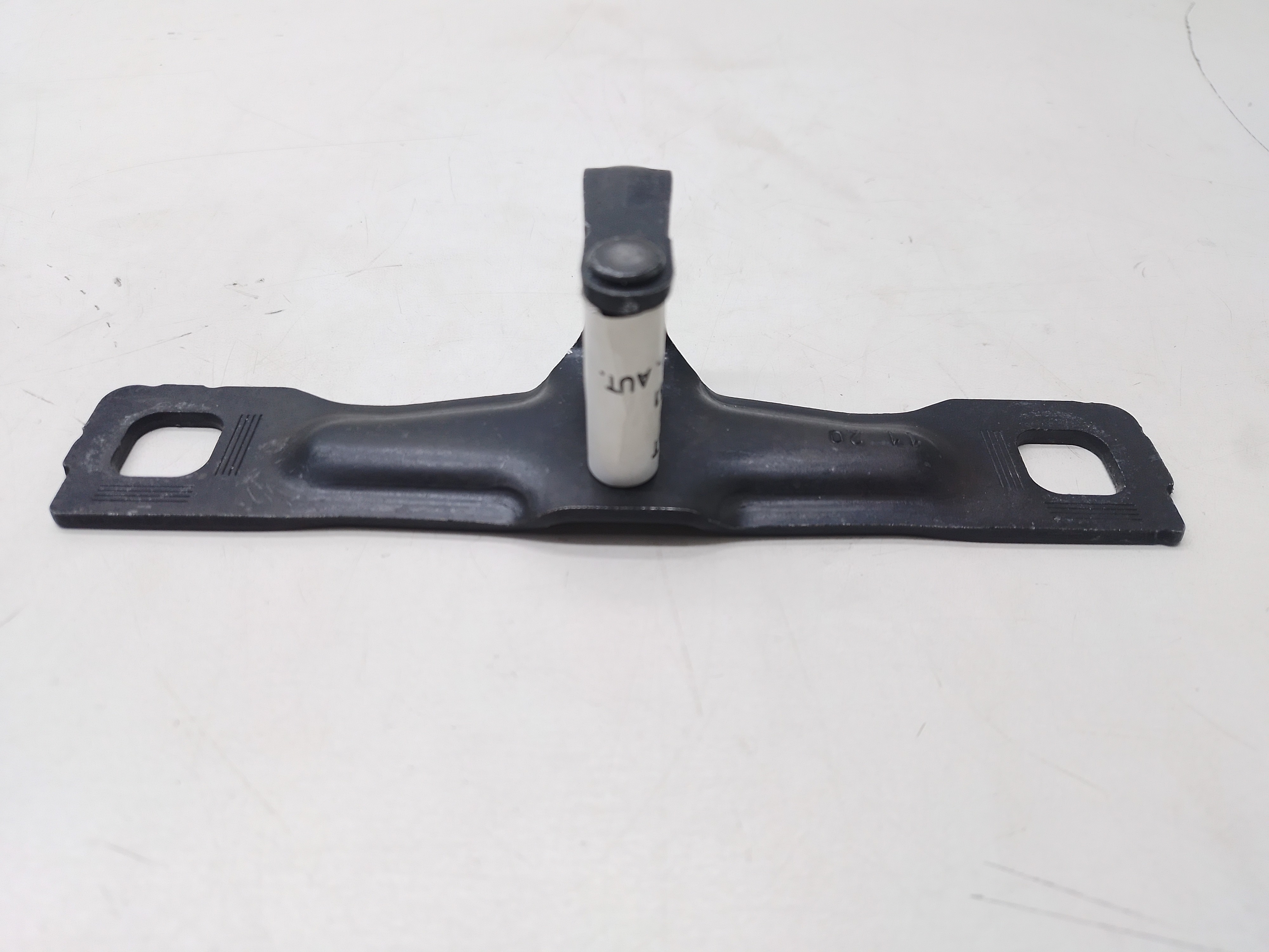 Batente Fechadura Tampa Traseira Audi Q3 Tfsi 1.4 2020
