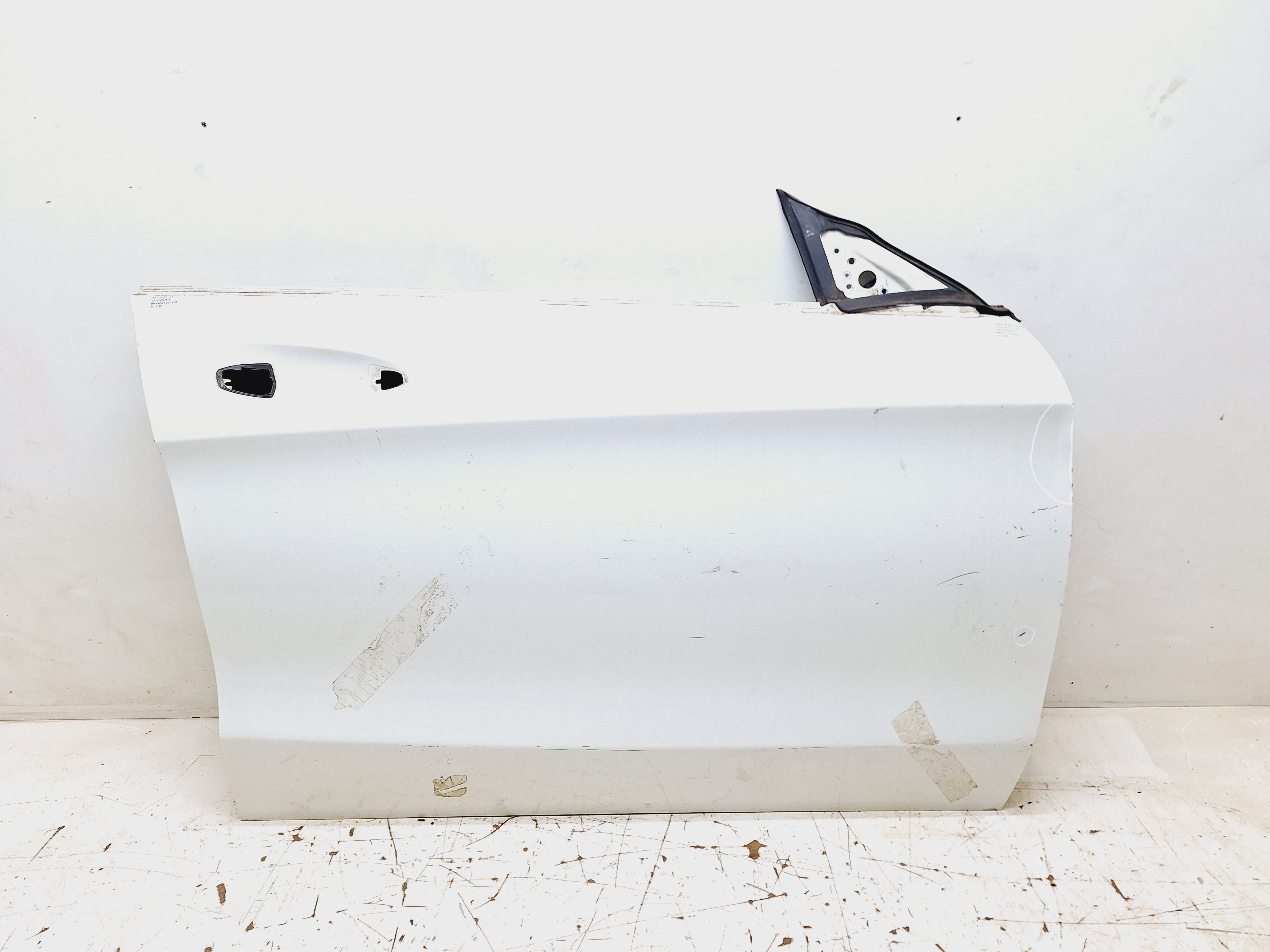 Porta Dianteira Direita Mercedes Cla 200 1.6 2015 Dianteira Direito Branco