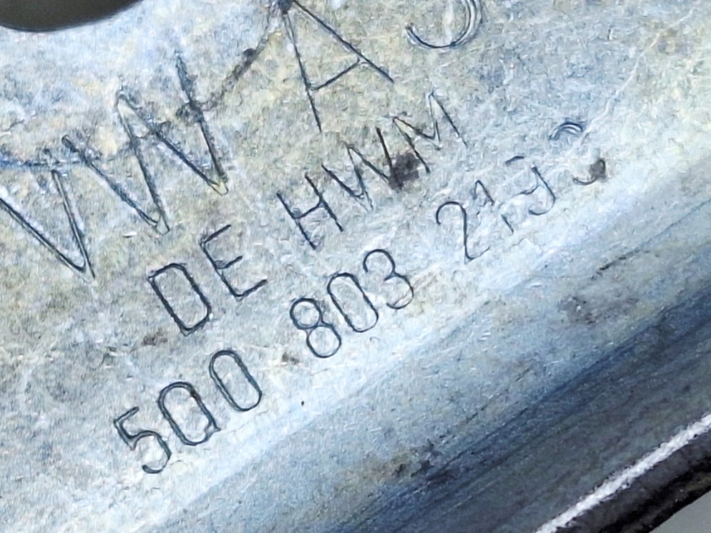 Suporte Caixa Bateria Vw Taos Tsi 1.4 2024 5q0803219c 4