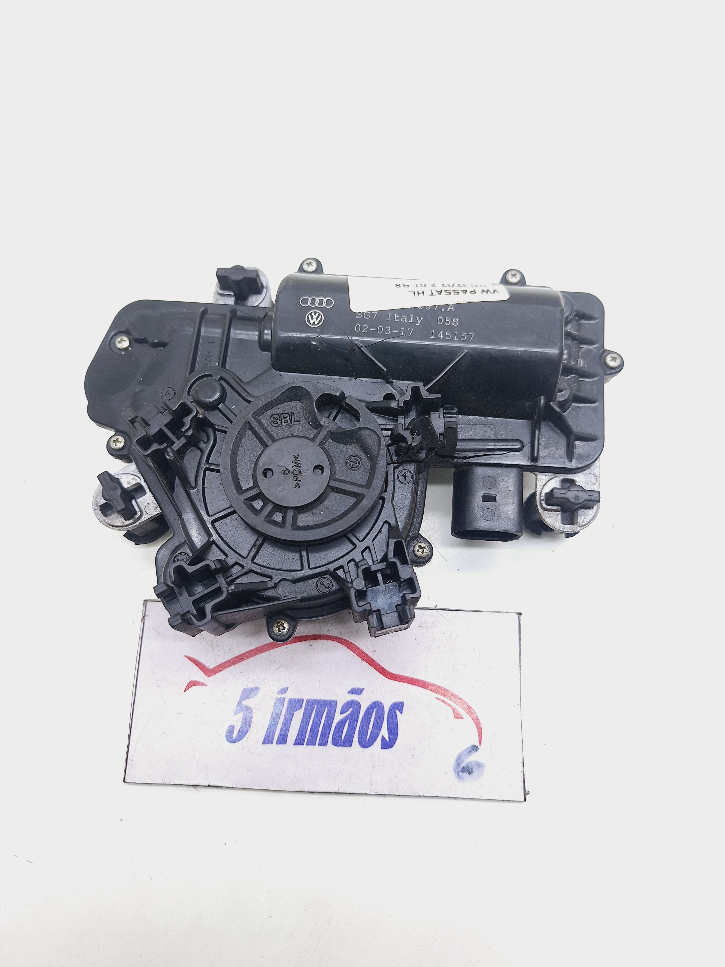 Motor Tampa Traseira Vw Passat Tsi 2.0 2017 3g0827887a