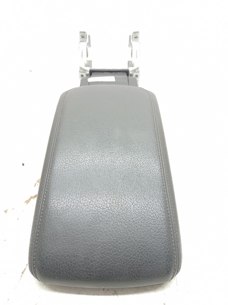 Apoio Braço Console Central Audi A3 Tfsi 2.0 2017 8v0864283