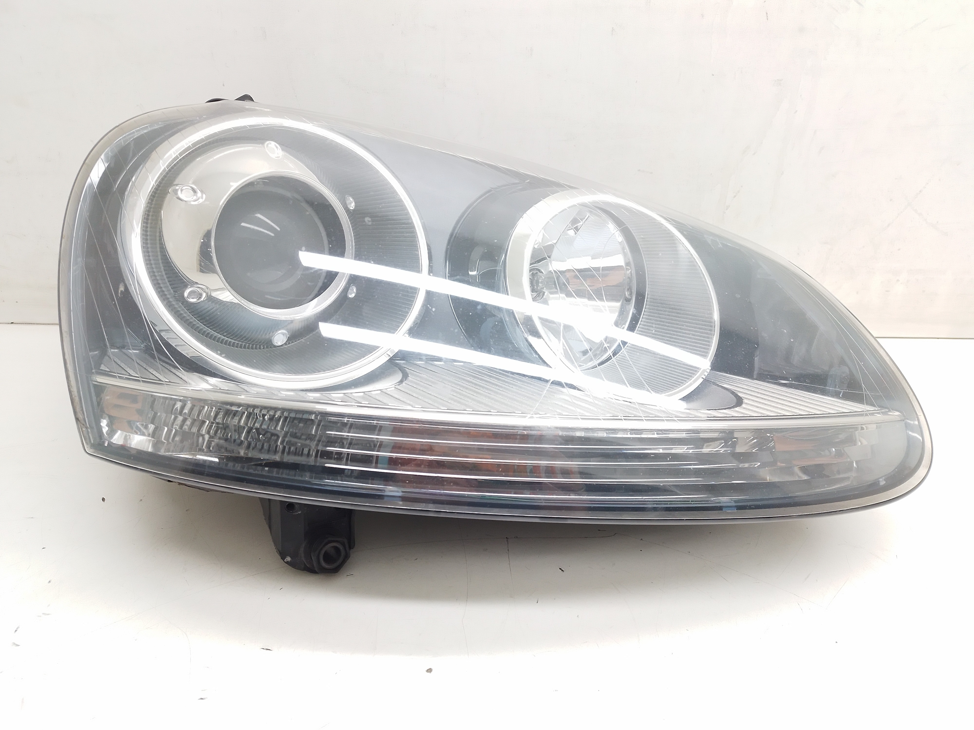 Farol Direito Volkswagen Jetta 2.5 2009 / 2010 Nº1k6941032 Direito