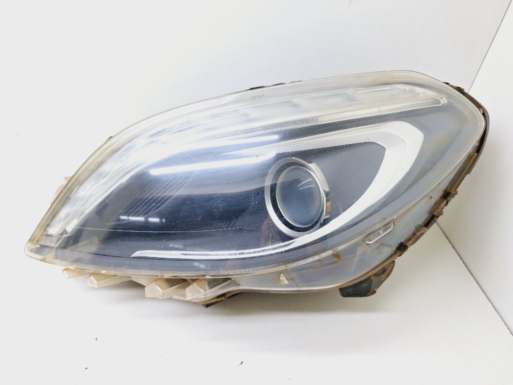 Farol Esquerdo Mercedes B200 1.6 2012 2013  Esquerdo/motorista