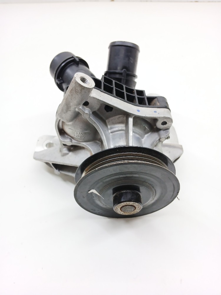 Bomba Agua Volvo Xc40 1.5 2021 2022 32257932