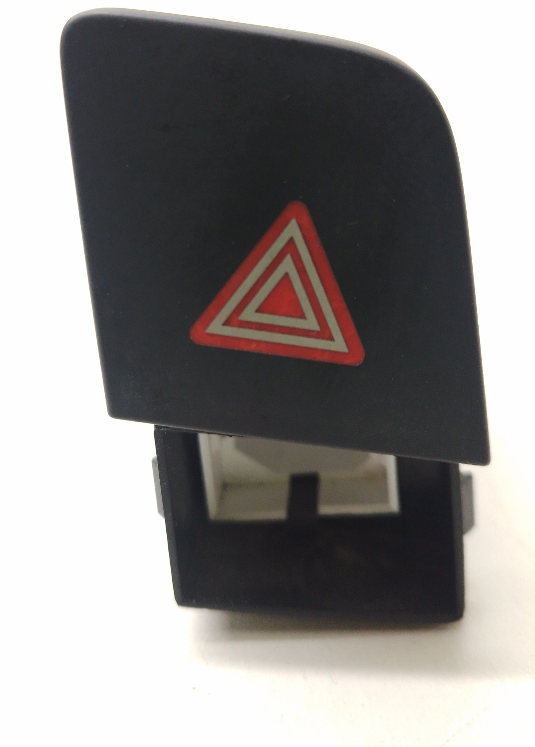 Botão Comando Pisca Alerta Audi Q3 Tfsi 2.0 2013 / 2014
