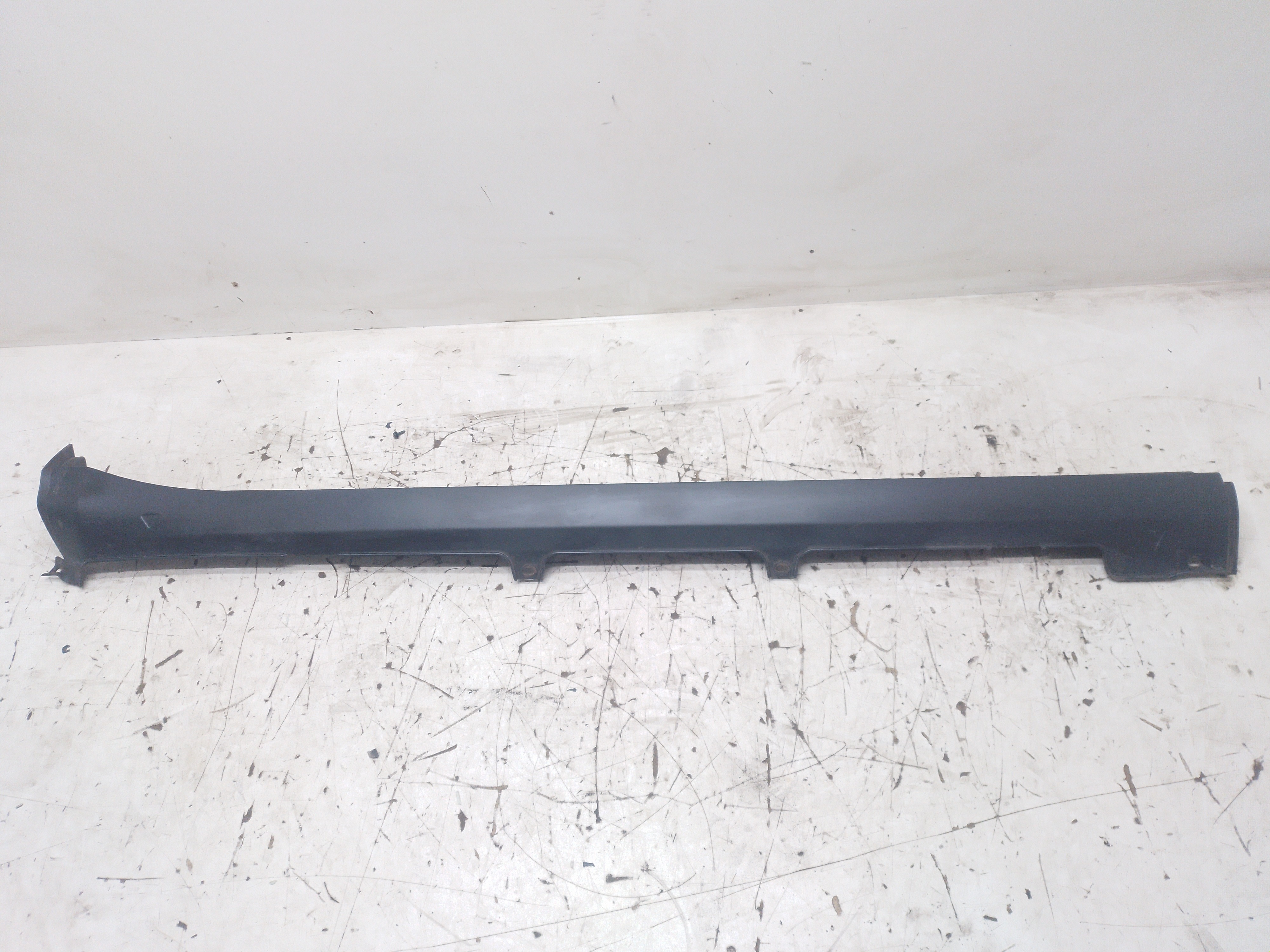 Spoiler Esquerdo Fiat Toro 2.0 2023 1002176890 Preto