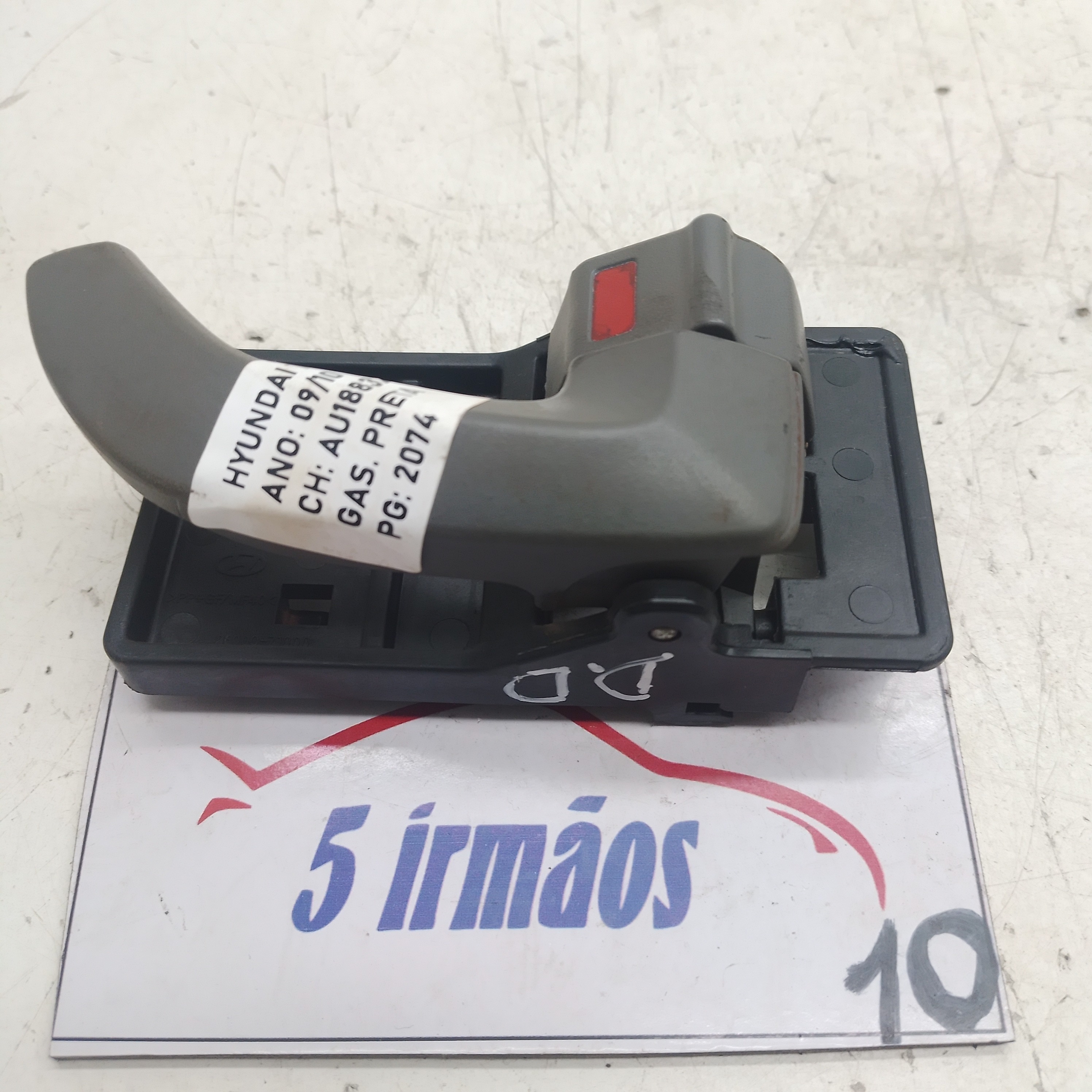 Maçaneta Interna Dianteira Direita Hyundai Tucson 2.0 2009  Dianteira