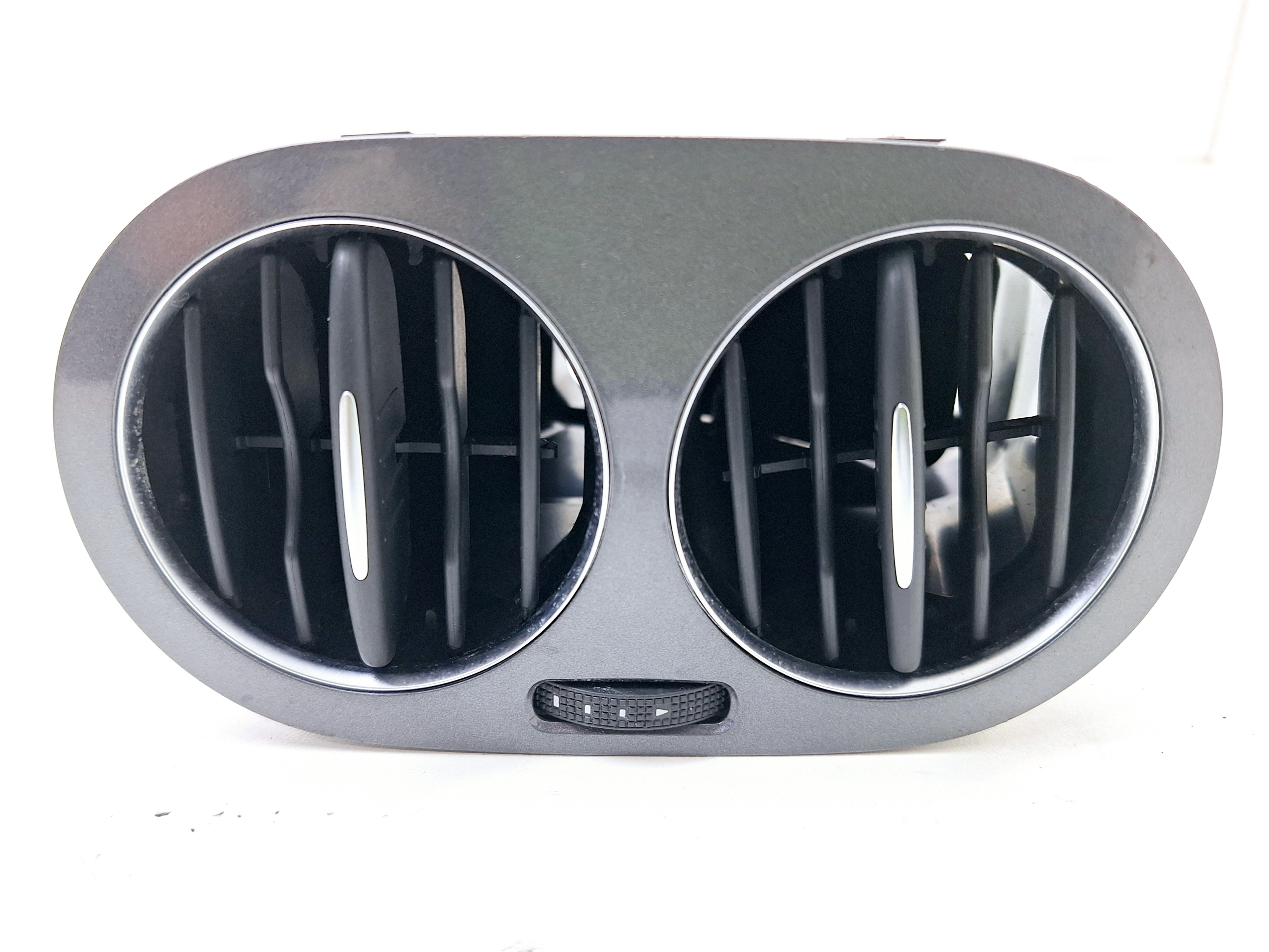 Difusor Ar Esquerdo Volkswagen Tiguan 2.0 2011 / 2012