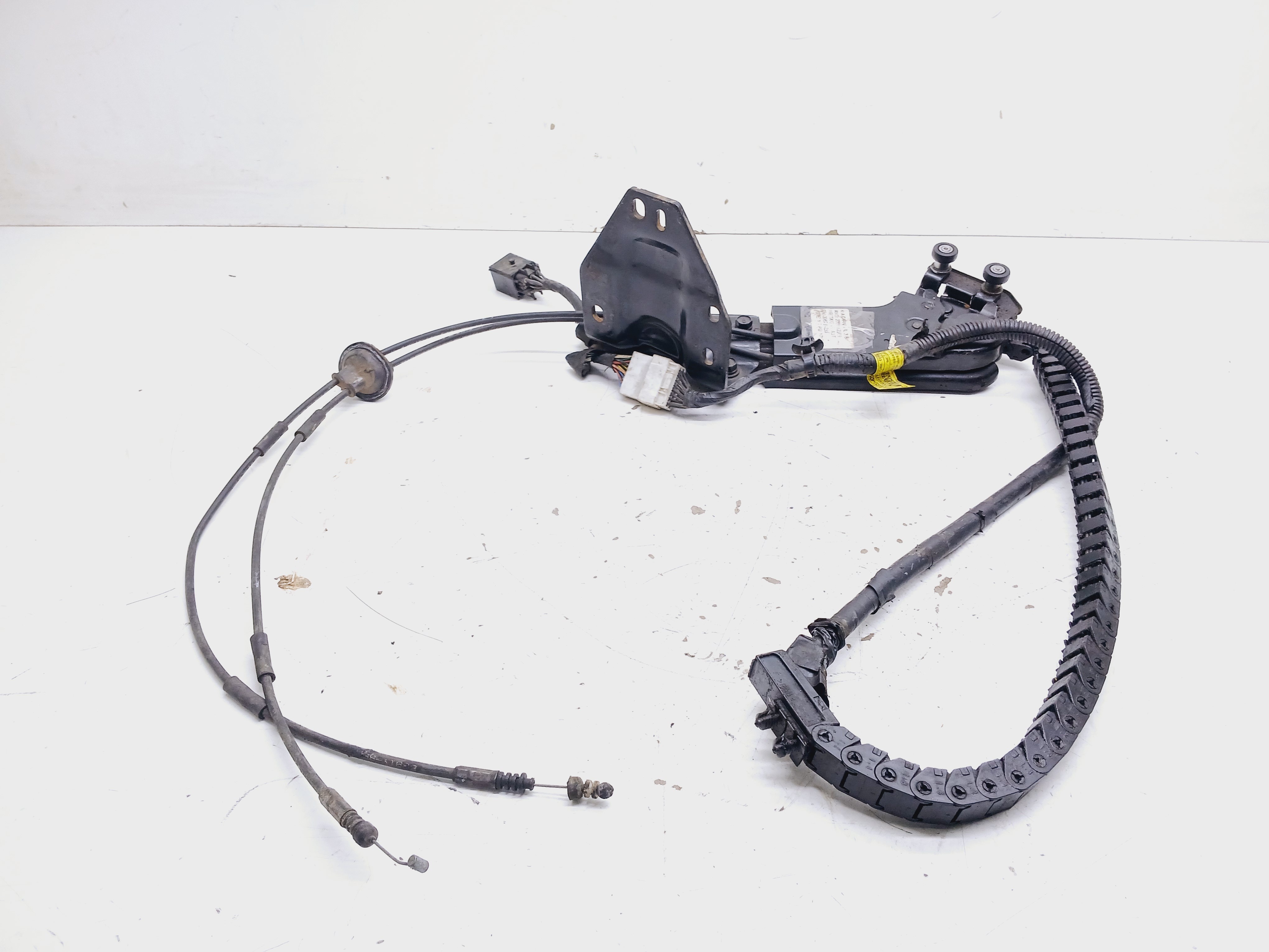 Corrediça Porta Direita Kia Carnival 3.8 2009 916504d560