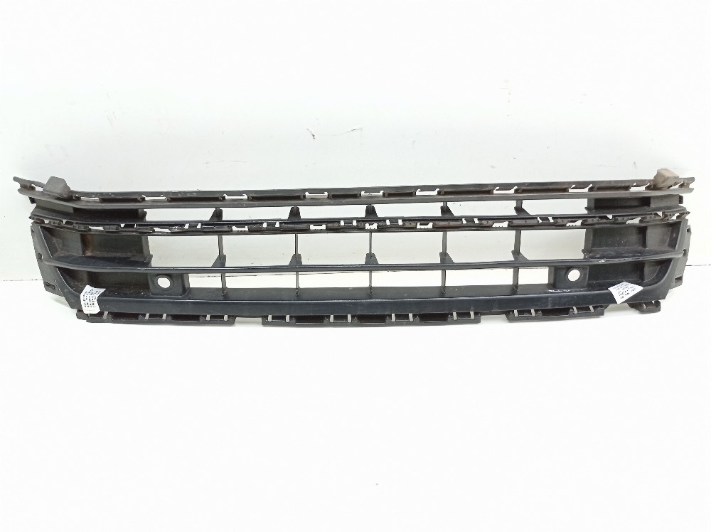 Grade Inferior Parachoque Dianteiro Vw Jetta Tsi 2.0 2016
