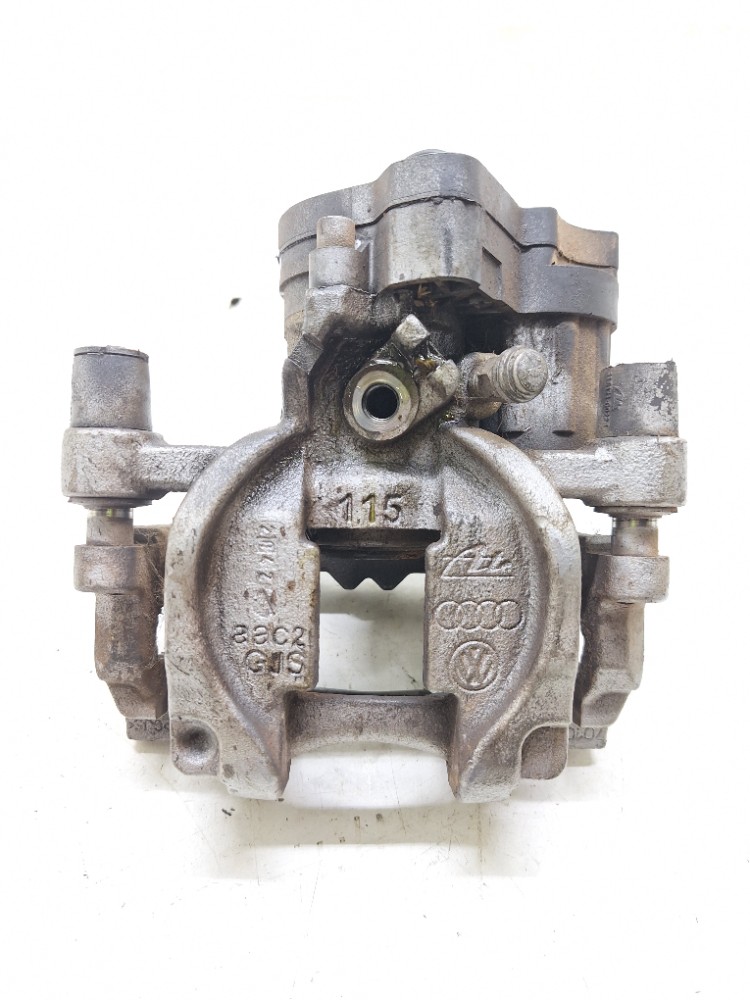 Cavalete Traseiro Direito Audi A3 Hatch 1.8 2018 5q0615405m
