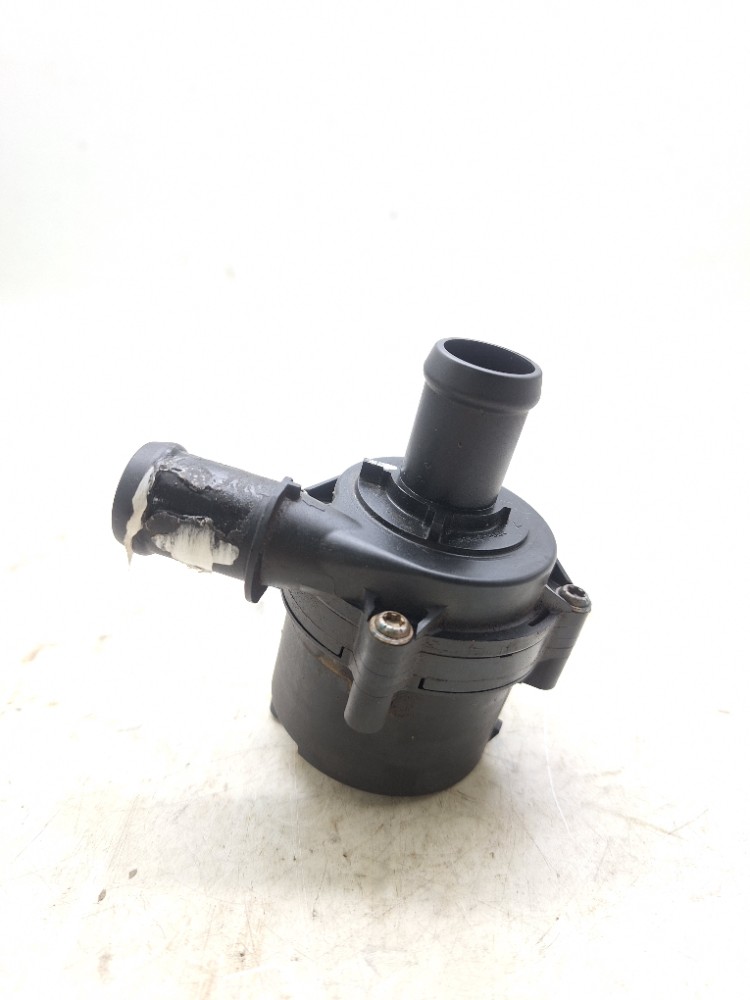 Bomba dagua auxiliar Vw Tiguan Tsi 2.0 2019 5q0965567b
