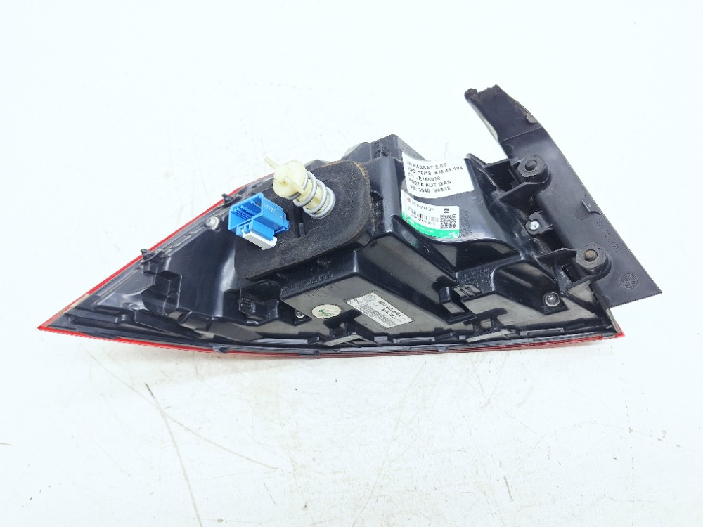 Lanterna Direita Traseira Vw Passat Tsi 2.0 2018 3g5945208e