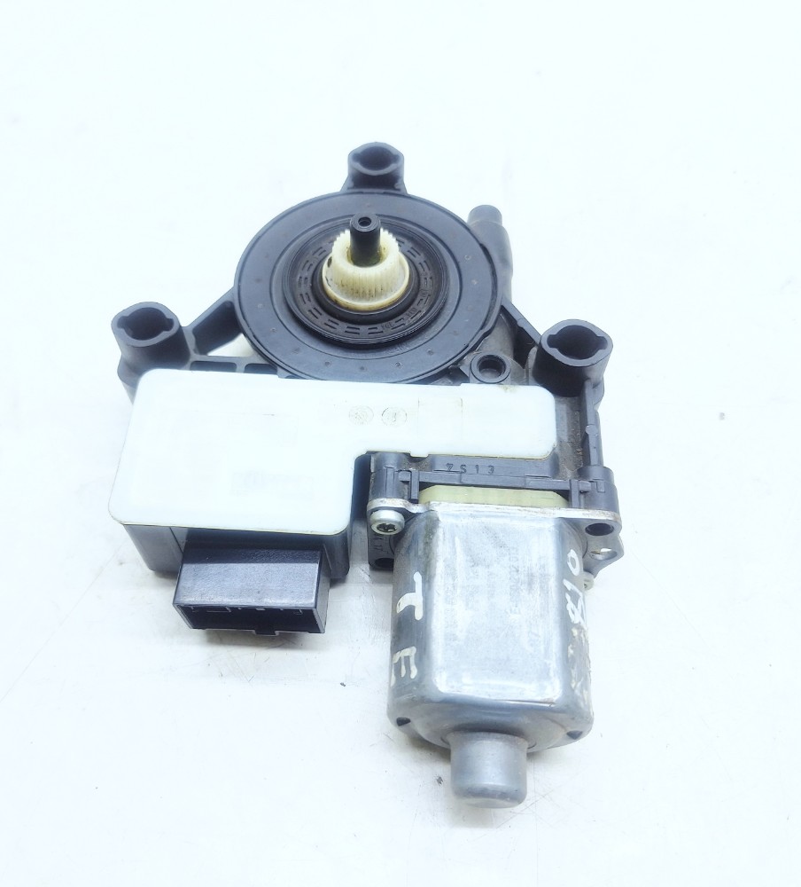 Motor Vidro Traseiro Esquerdo Vw Polo 1.4 2018 5Q0959811D