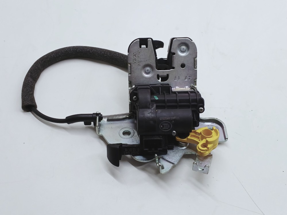 Fechadura Tampa Traseira Vw Passat 2.0t 2018 3g0827506f