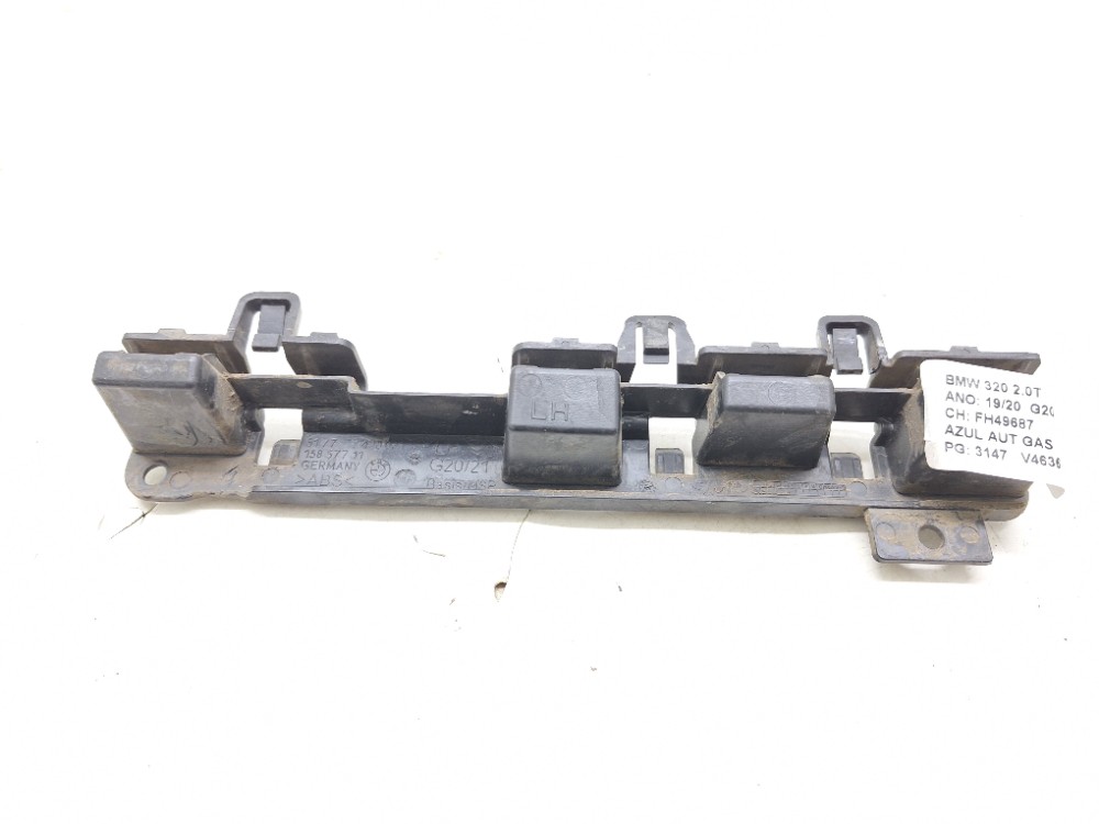 Guia Esquerdo Parachoque Dianteiro Bmw 320i G20 2.0 2020
