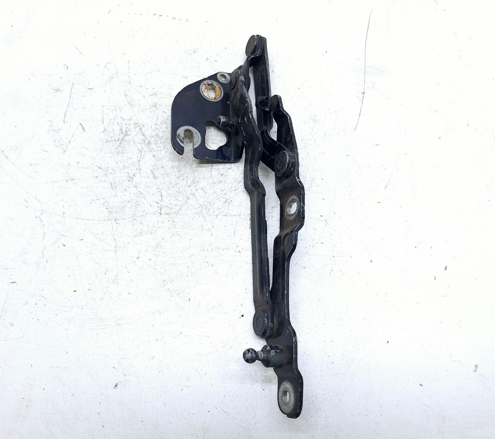 Dobradiça Esquerda Tampa Traseira Vw  Bora 2006 3b5827301b