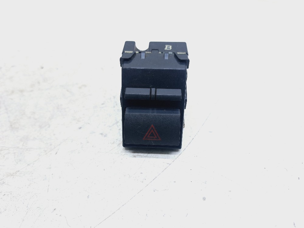 Botão Pisca Alerta Toyota Camry 3.5 V6 2008 8433233080 Preto