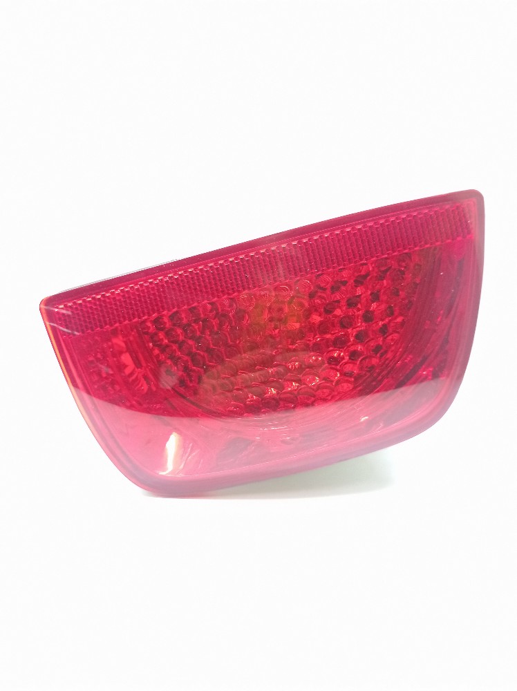 Lanterna Direita Gm Camaro 6.2 2011 2012 320366 Direito/passageiro Vermelho
