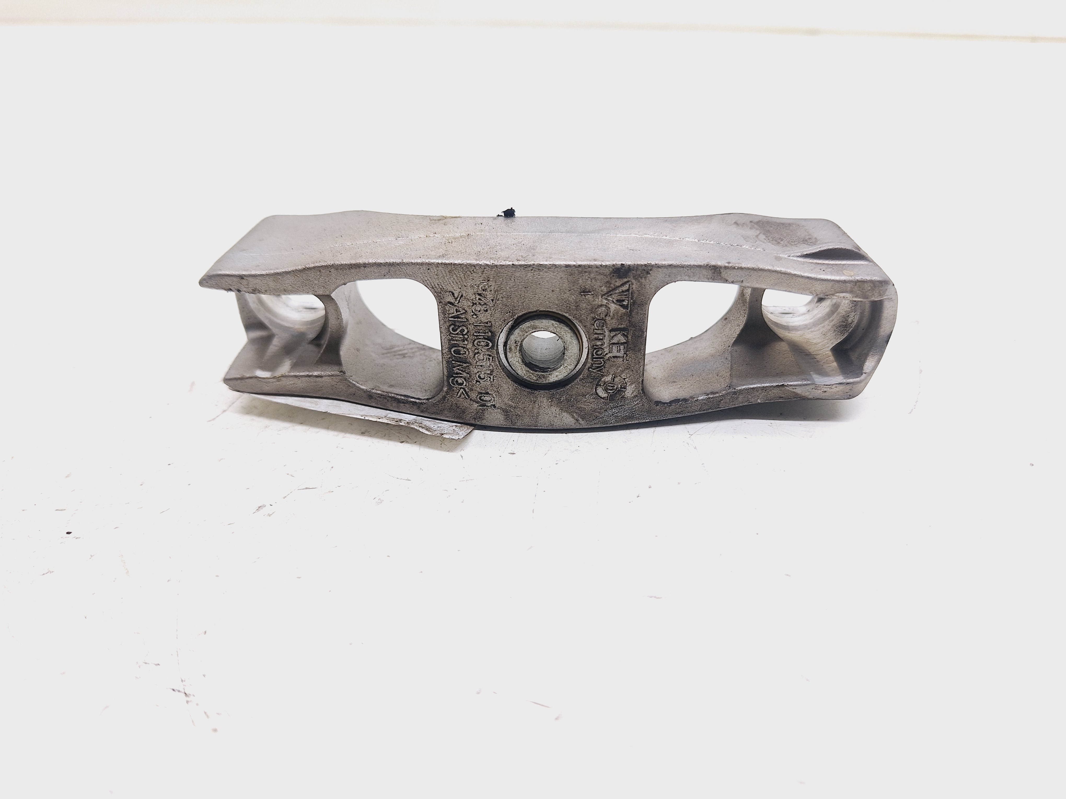 Suporte Bico Injetor Porsche Cayenne 4.8 V8 2008 94811051501
