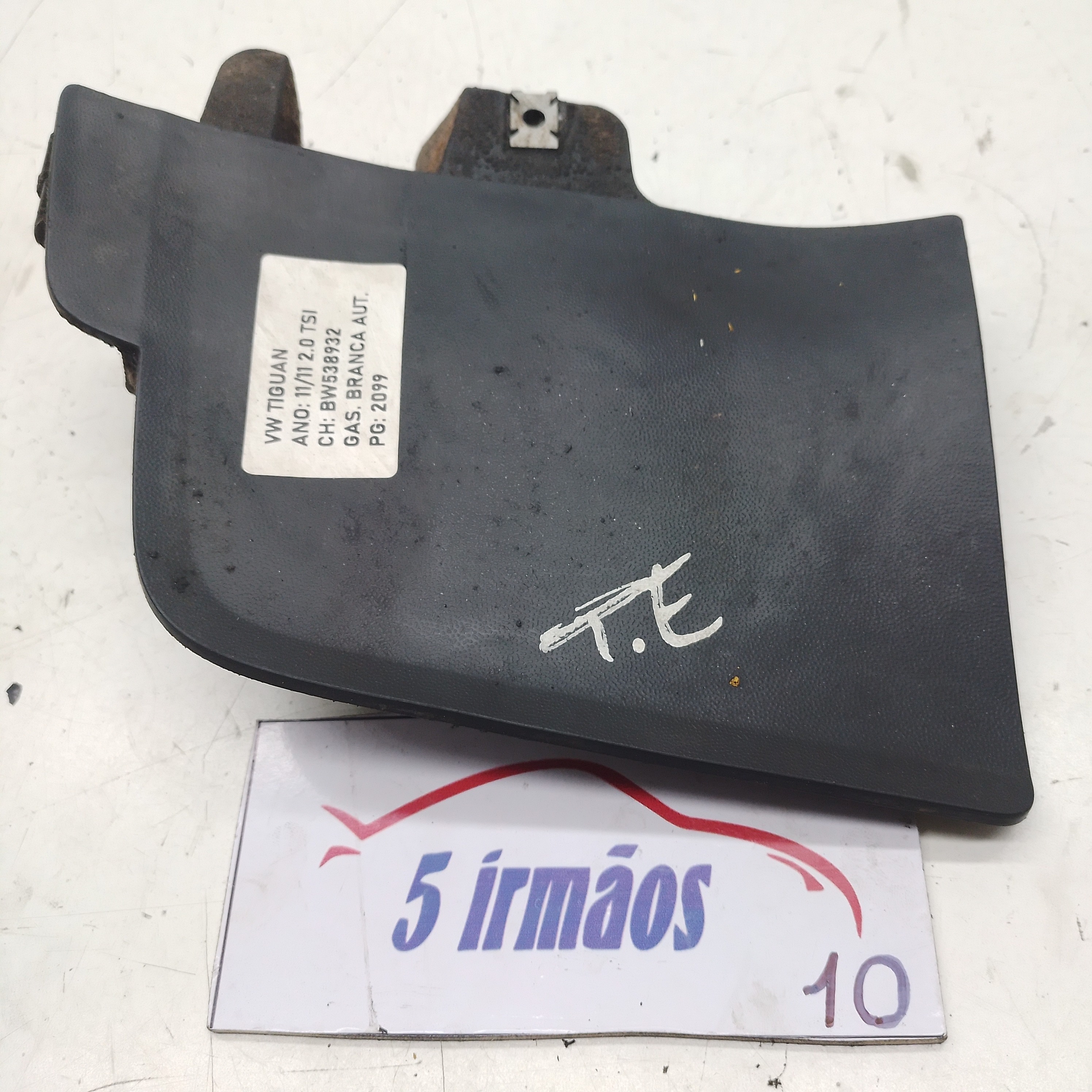 Acabamento Parabarro Traseiro Esquerdo Vw Tiguan 2.0 2012