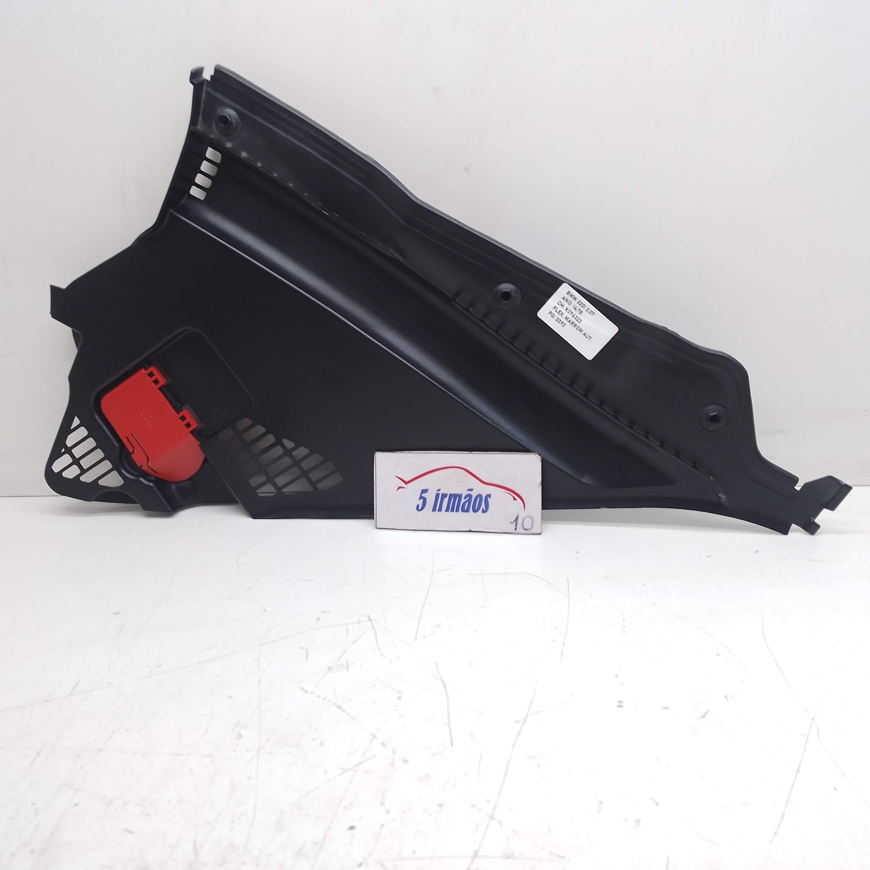 Acabamento Esquerdo Churrasqueira Bmw 320i 2.0 2014 / 2015