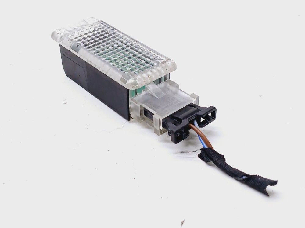 Luz Cortesia Porta Luvas Vw Tiguan Rline 2.0 Tsi 2019 2020