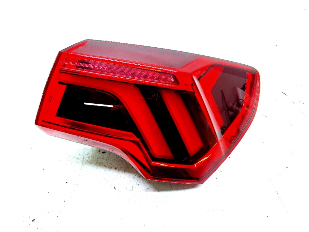 Lanterna Direita Audi Q3 1.4 2020 83a945092