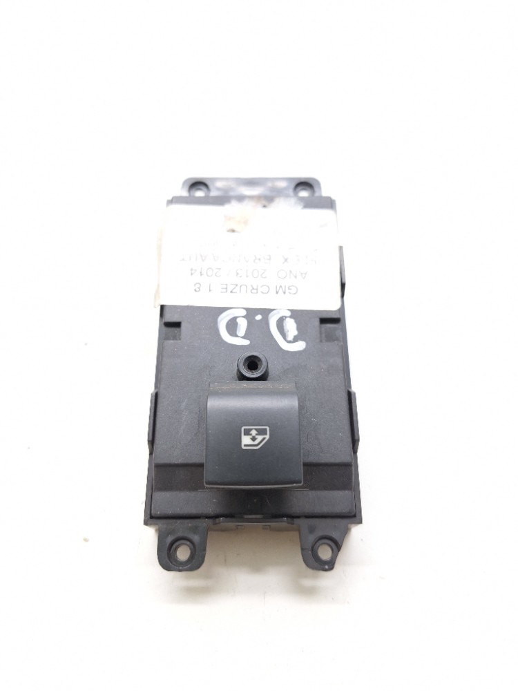 Botão Vidro Dianteiro Direito Gm Cruze 1.8 2013 2014