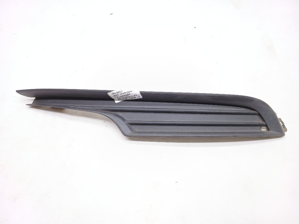 Acabamento Moldura Farol Milha Direito Vw Golf 1.0 Tsi 2017 Direito