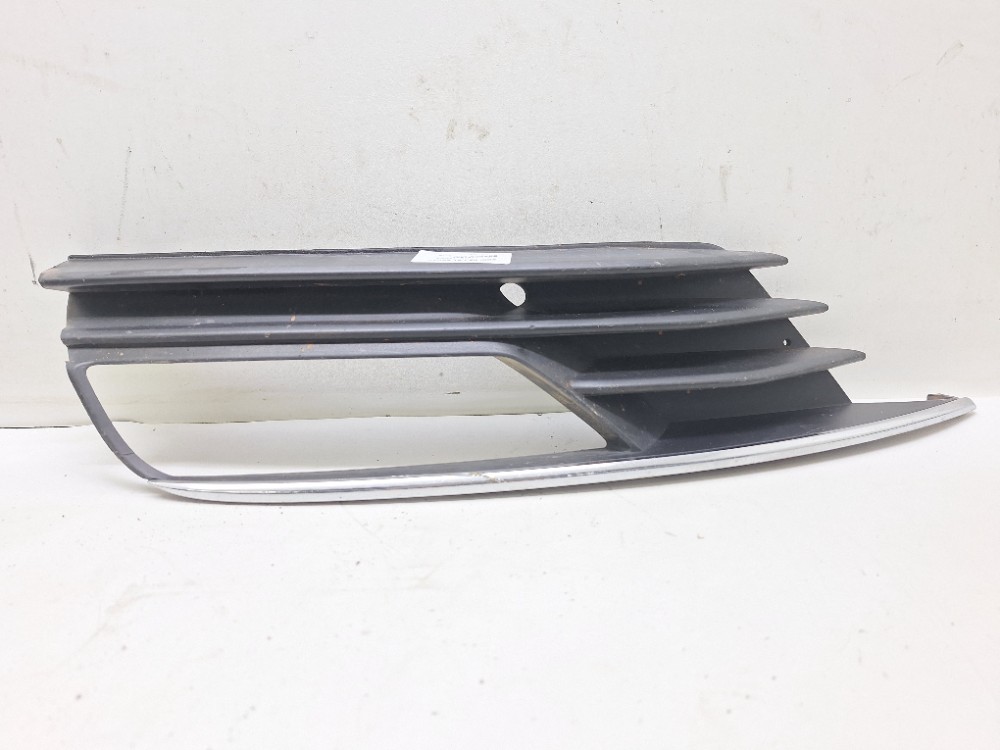 Acabamento Esquerdo Farol Milha Audi A31.8 2015 8v5807681a
