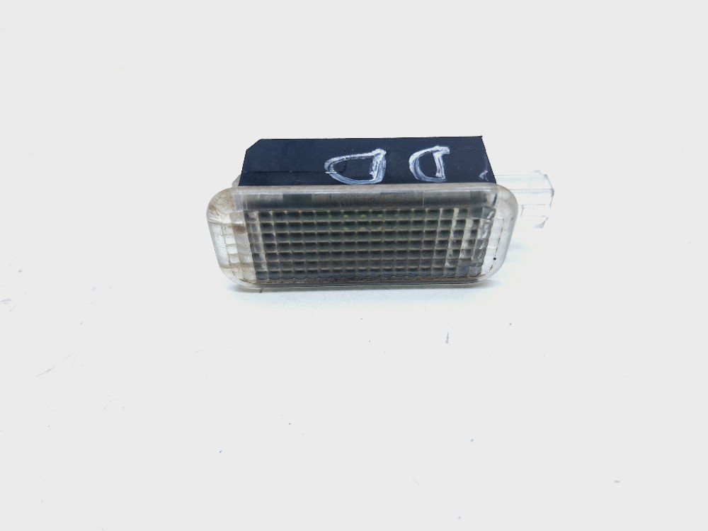 Luz Cortesia Dianteira Direita Audi A3 Sedan 1.8 2015