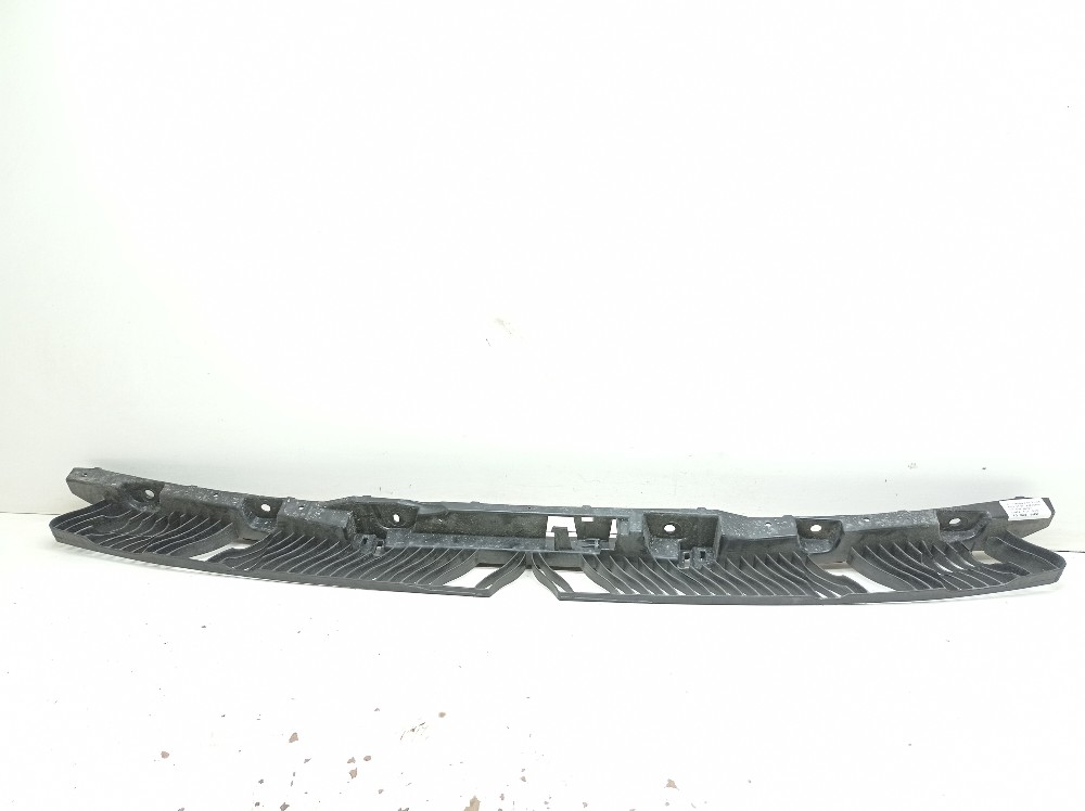 Guia Central Parachoque Traseiro Vw Tiguan Tsi 2.0 2021