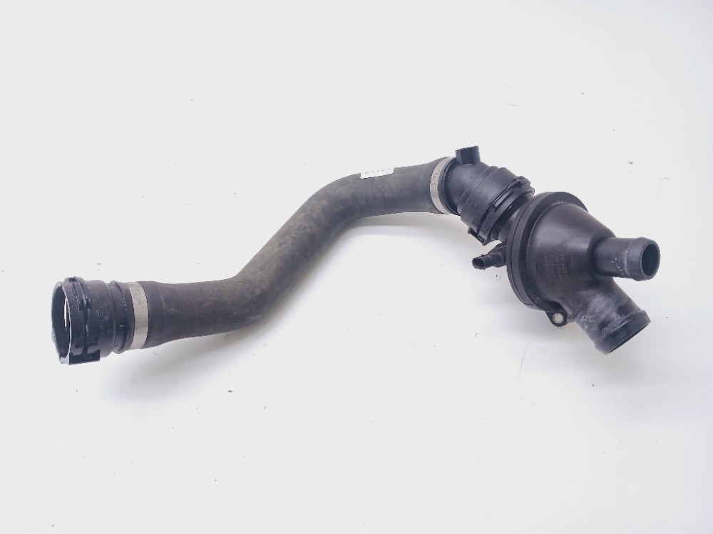 Carcaça Válvula Termostática C Mangueira Bmw 328i 2.0 2012