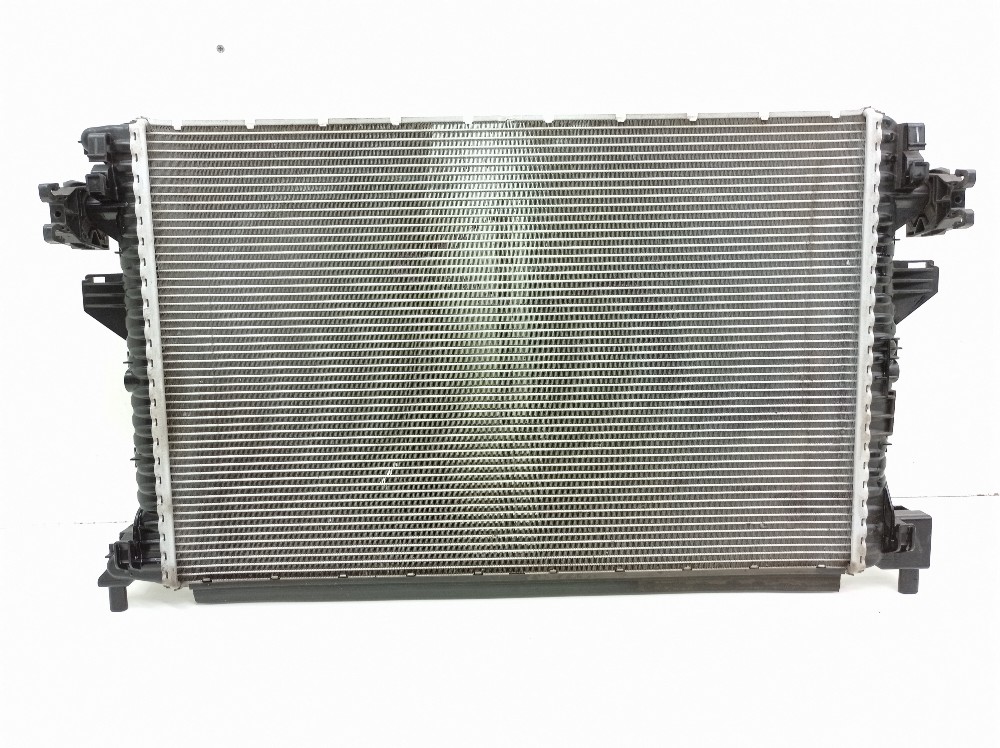 Radiador Água Vw Tcross Tsi 1.4 2025 2qb121251a Km13.720