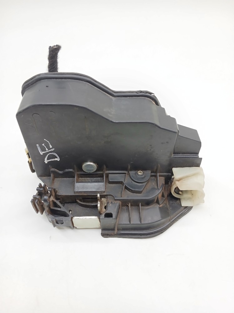 Fechadura Porta Dianteira Esquerda Bmw 320i 2.0 2018