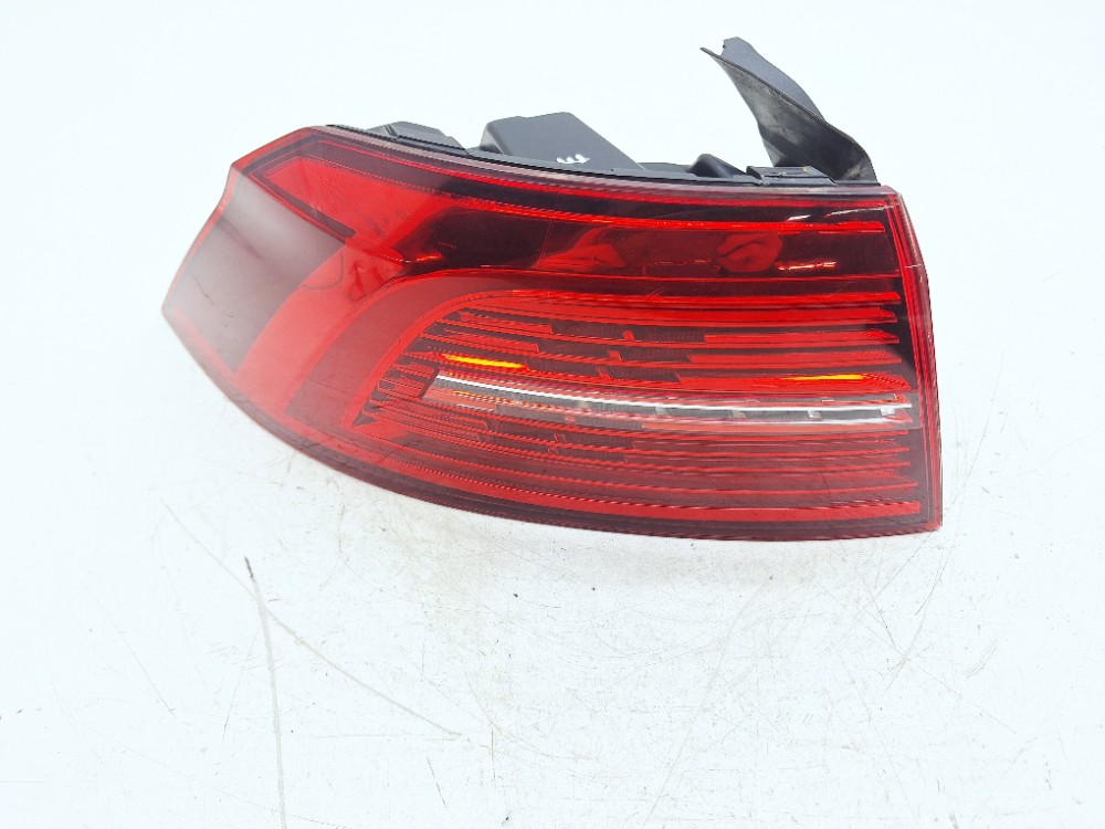 Lanterna Esquerda Vw Passat Tsi 2.0 2018 3g5945207e