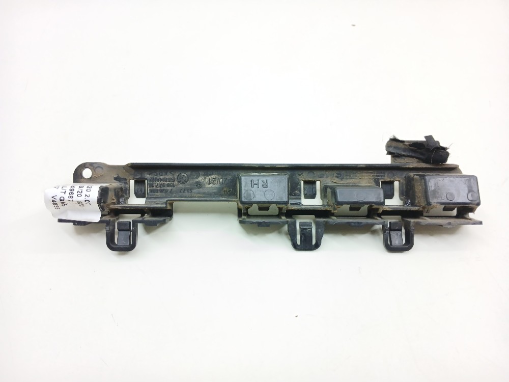 Suporte Spoiler Lateral Direito Bmw 320i 2.0 2020 7428036
