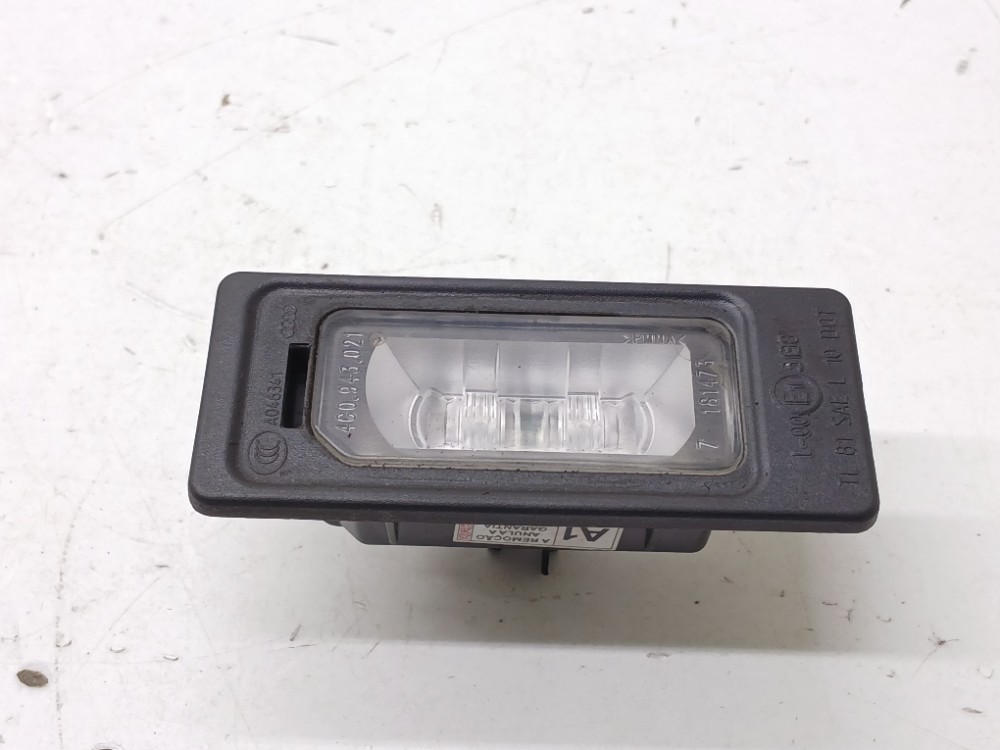 Lanterna Luz Placa Audi A1 Tfsi 1.4t 2011 2012 4v0943021